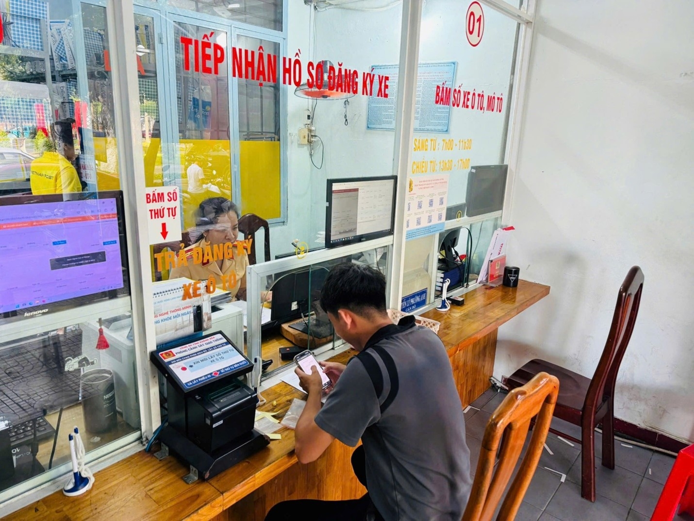 Phòng Cảnh sát giao thông công an tỉnh triển khai thu thập thông tin chủ phương tiện