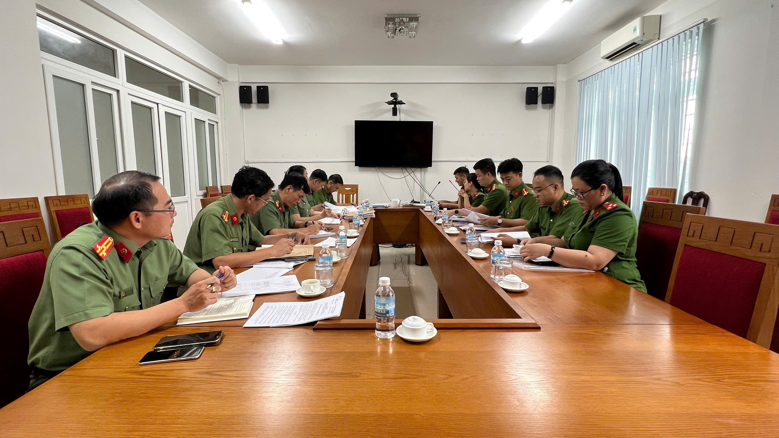 Công an tỉnh Khánh Hòa kiểm tra đột xuất công tác quản lý, sử dụng tài sản công đối với 08 đơn vị trực thuộc