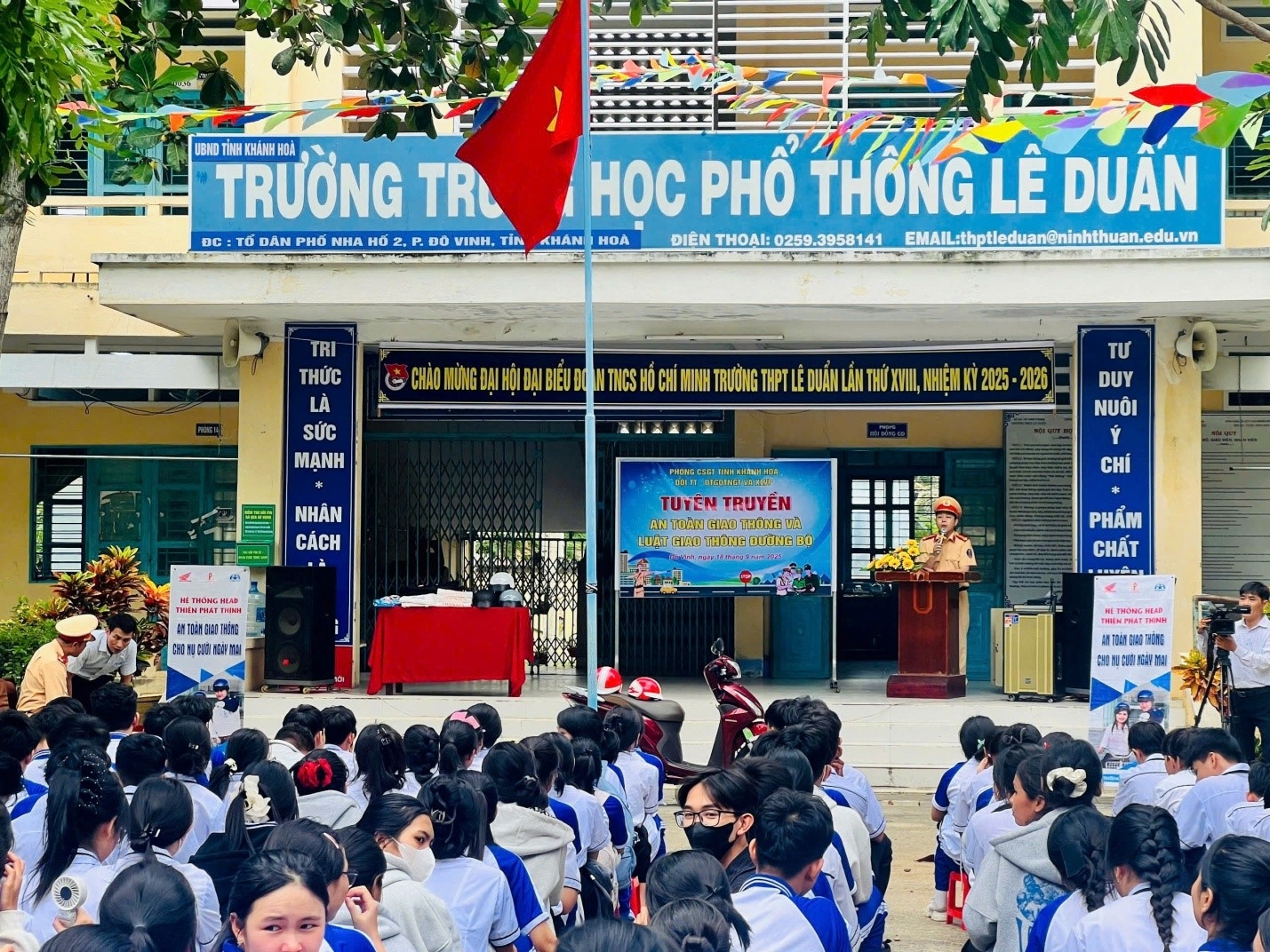 Tuyên truyền, phổ biến, giáo dục pháp luật về trật tự an toàn giao thông  tại các trường học