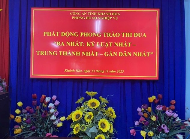 Phòng Hồ sơ nghiệp vụ: Phát động phong trào thi đua “Ba nhất: Kỷ luật nhất – Trung thành nhất – Gần dân nhất”