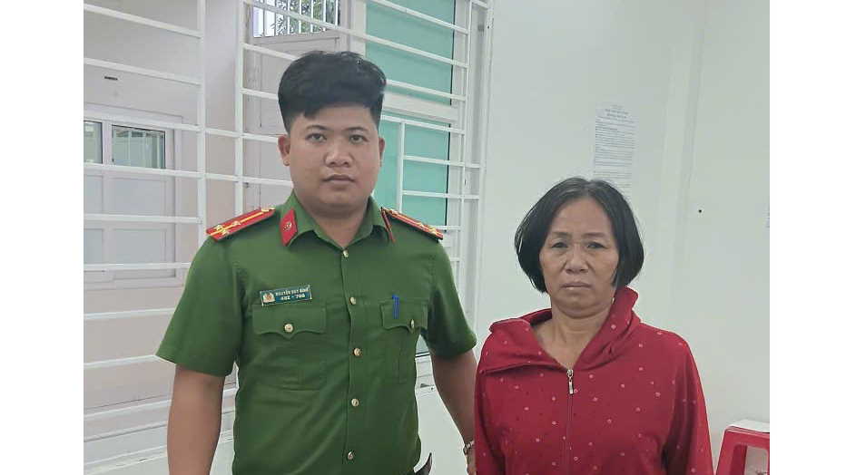 Cơ quan Thi hành án hình sự Công an tỉnh Khánh Hòa vận động thành công 02 đối tượng trốn thi hành án đi chấp hành án