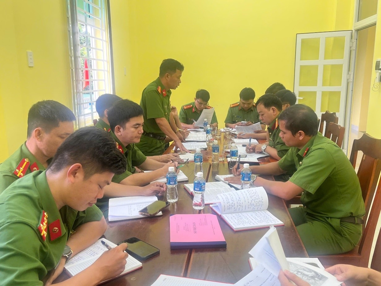 Chi bộ công an xã Mỹ Sơn quyết tâm nâng cao chất lượng sinh hoạt chi bộ theo Chỉ thị 50