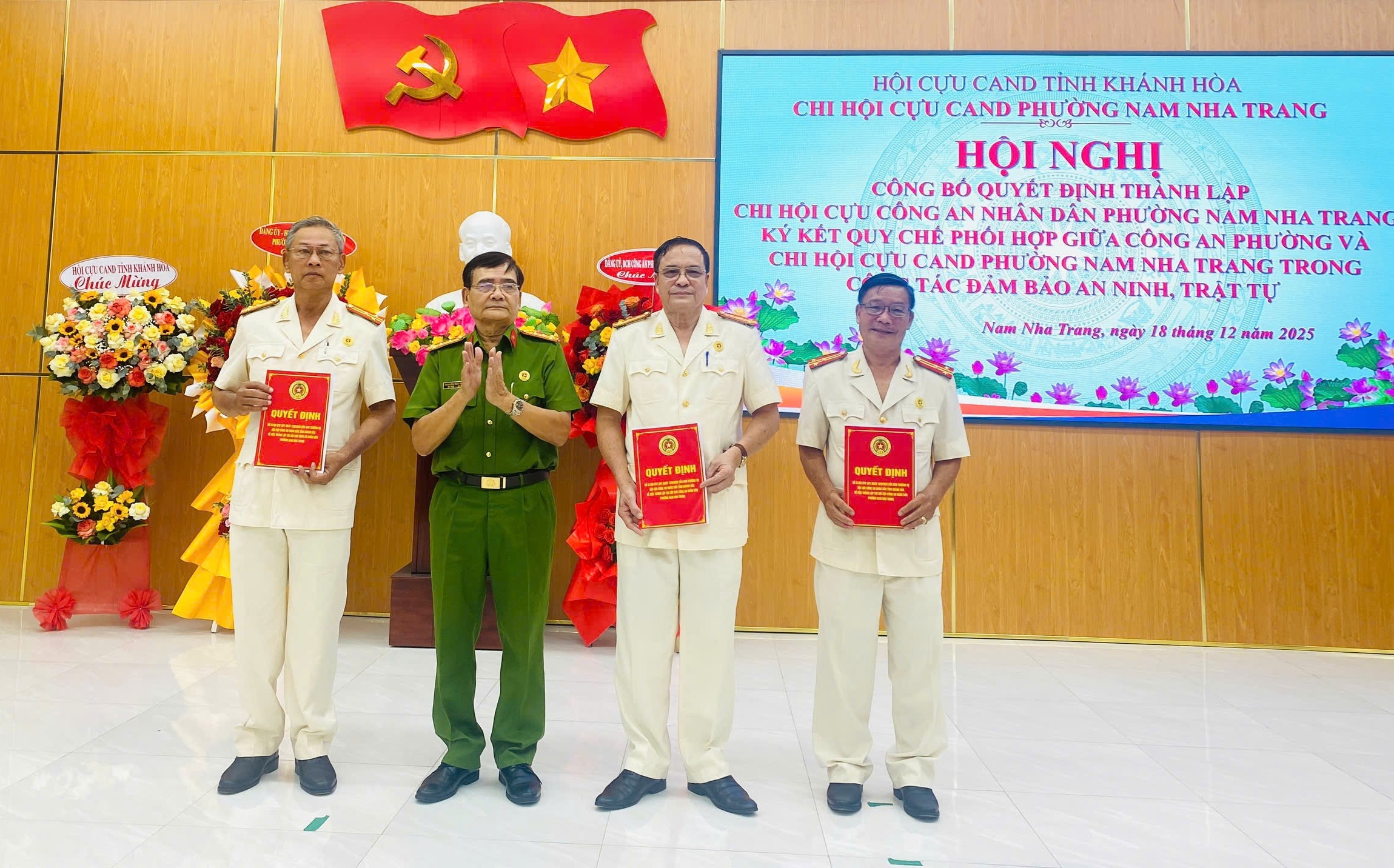 Công bố quyết định thành lập Chi hội Cựu CAND phường Nam Nha Trang