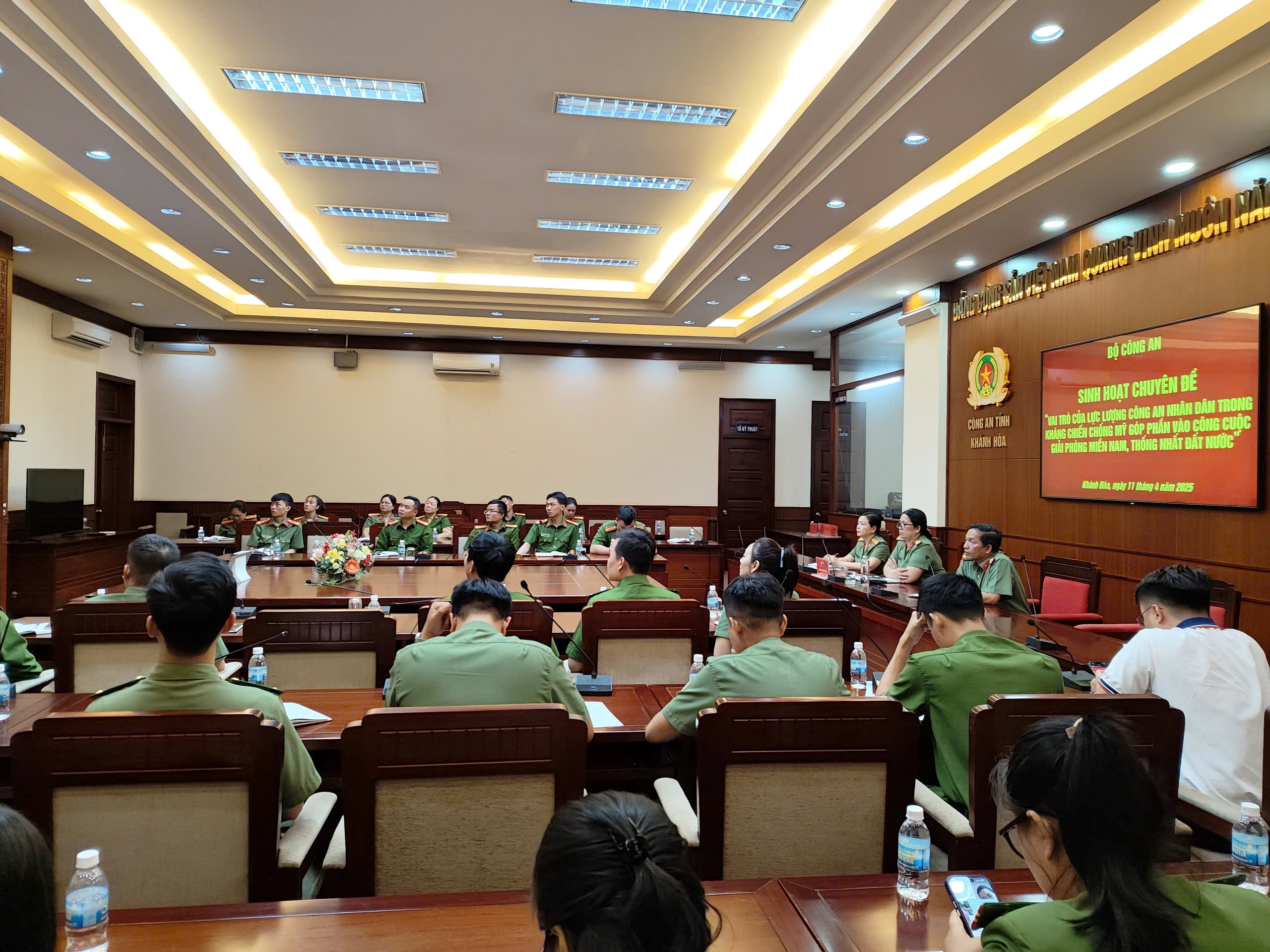 Đoàn thể Công an Khánh Hòa tham gia sinh hoạt chuyên đề “Vai trò lực lượng Công an nhân dân trong kháng chiến chống Mỹ