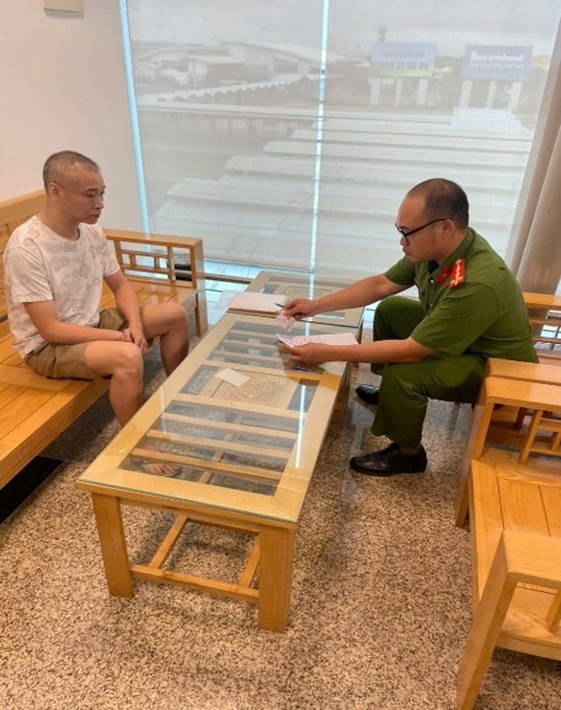 Trục xuất đối tượng người Trung quốc có hành vi vi phạm phạm pháp luật