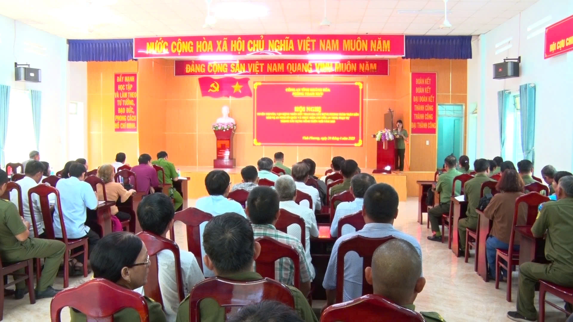 Tuyên truyền, vận động Nhân dân tham gia xây dựng phong trào toàn dân bảo vệ an ninh Tổ quốc và thực hiện chỉ tiêu an ninh, trật tự trong xây dựng nông thôn mới năm 2025