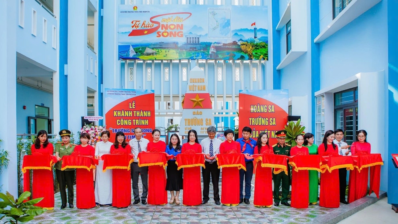 Phòng Hậu cần - Công an tỉnh Khánh Hòa: Phối hợp triển khai công trình “Trường Sa trong trái tim tôi” tại Trường THCS Thái Nguyên