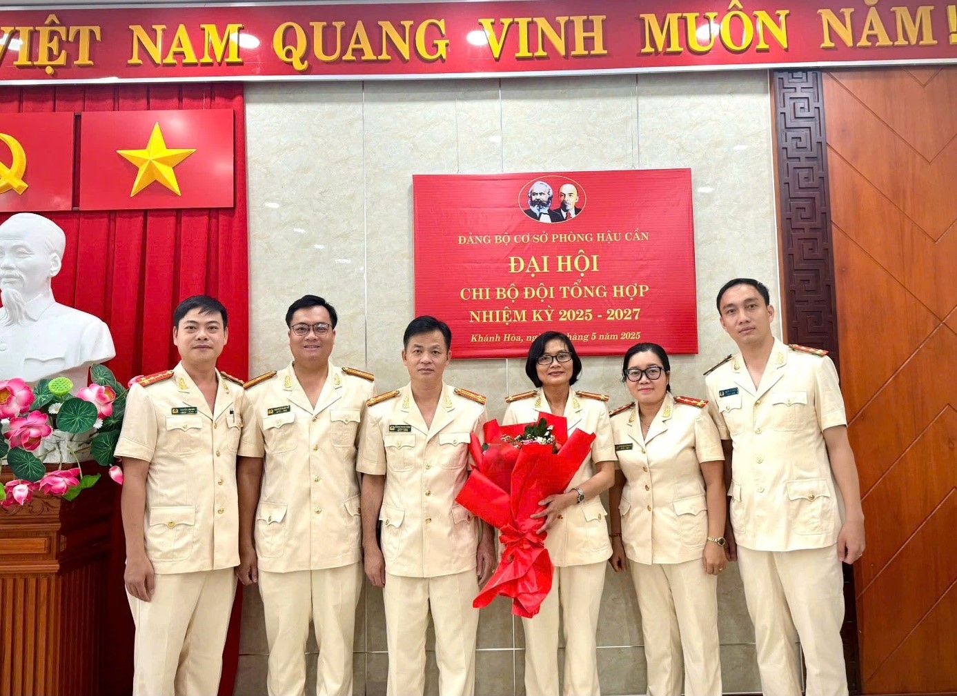 Đảng bộ Phòng Hậu cần - Công an tỉnh Khánh Hòa: 100% Chi bộ trực thuộc tổ chức thành công Đại hội Chi bộ nhiệm kỳ 2025-2027