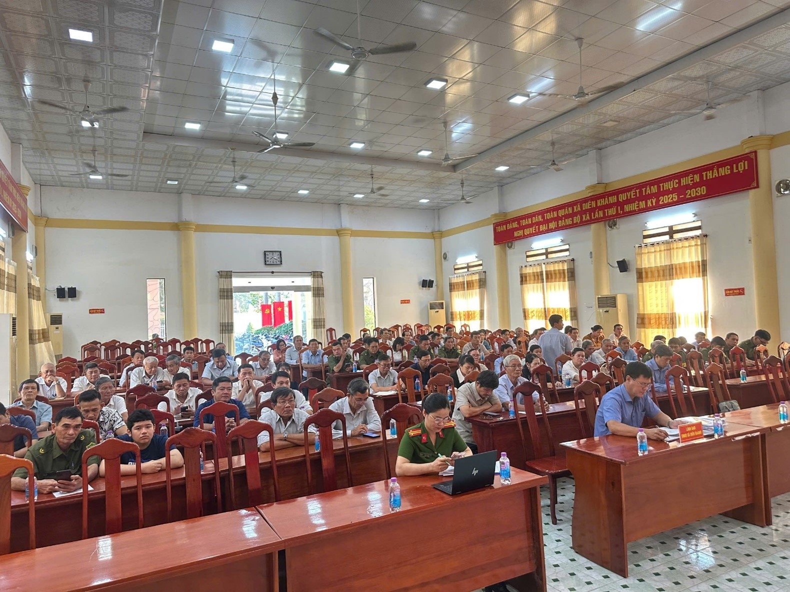 Phổ biến, quán triệt, hướng dẫn công tác quản lý nhà nước về phòng cháy, chữa cháy và cứu nạn, cứu hộ năm 2025 tại UBND xã Diên Khánh