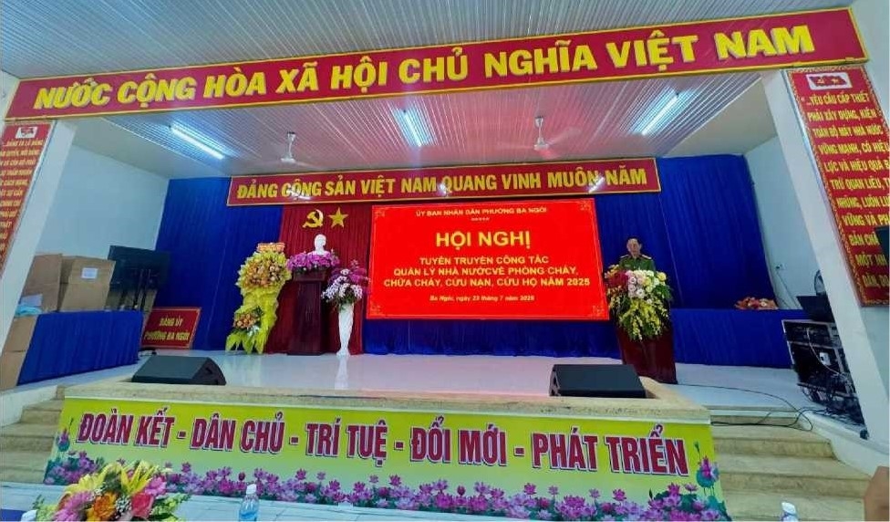 Tổ chức tuyên truyền hướng dẫn triển khai Luật Phòng cháy, chữa cháy và cứu nạn, cứu hộ tại Ủy ban nhân dân phường Ba Ngòi