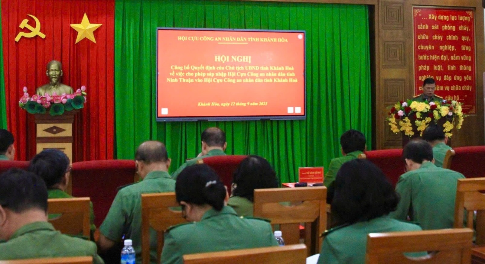 Hội cựu CAND tỉnh Khánh Hòa: Tổ chức hội nghị công bố và trao quyết định về bộ máy tổ chức Hội và công tác nhân sự