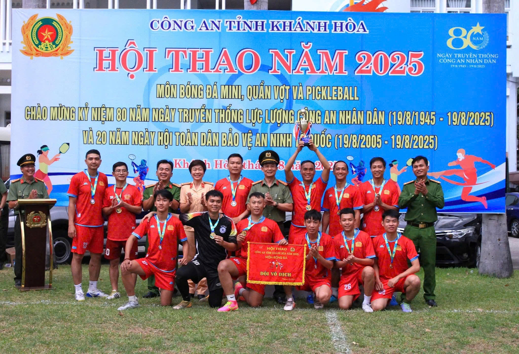 Tuổi trẻ Phòng Cảnh sát thi hành án hình sự và hỗ trợ tư pháp Công an tỉnh Khánh Hòa rèn luyện khoẻ để xây dựng và bảo vệ Tổ quốc