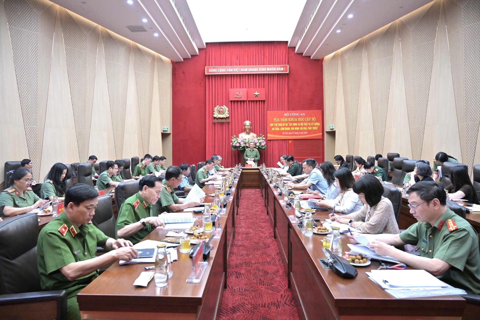Tọa đàm khoa học cấp Bộ góp ý dự thảo Đề án “Xây dựng xã hội trật tự, kỷ cương, an toàn, lành mạnh, văn minh, hài hòa, phát triển”