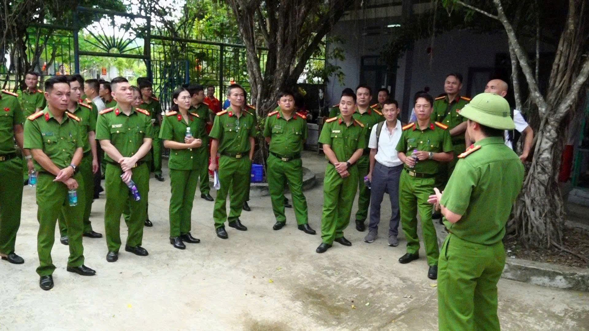 Cục Cảnh sát điều tra tội phạm về ma túy làm việc với Cơ sở Cai nghiện số 1