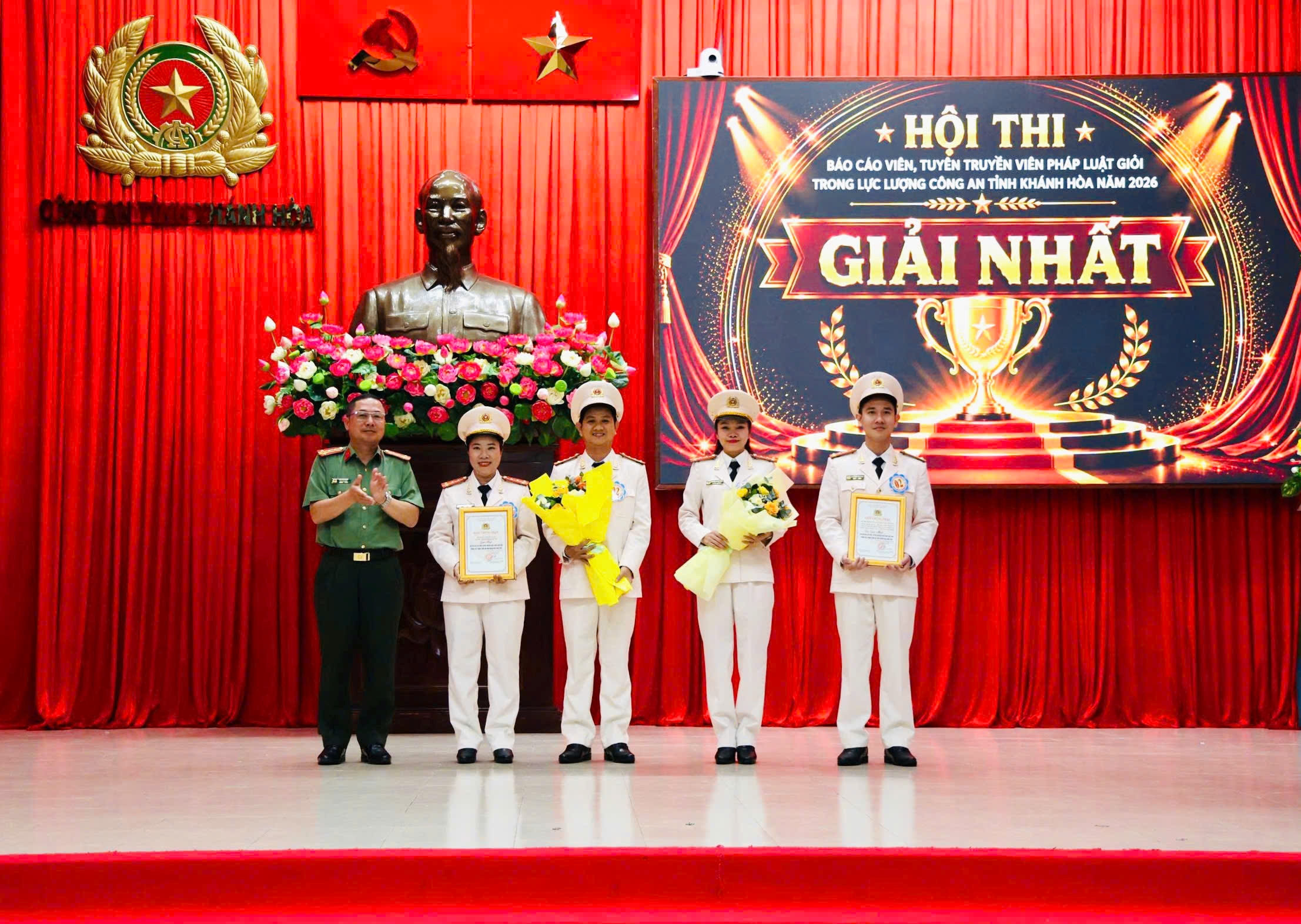 Sôi nổi Hội thi báo cáo viên, tuyên truyền viên pháp luật giỏi trong Công an tỉnh năm 2026