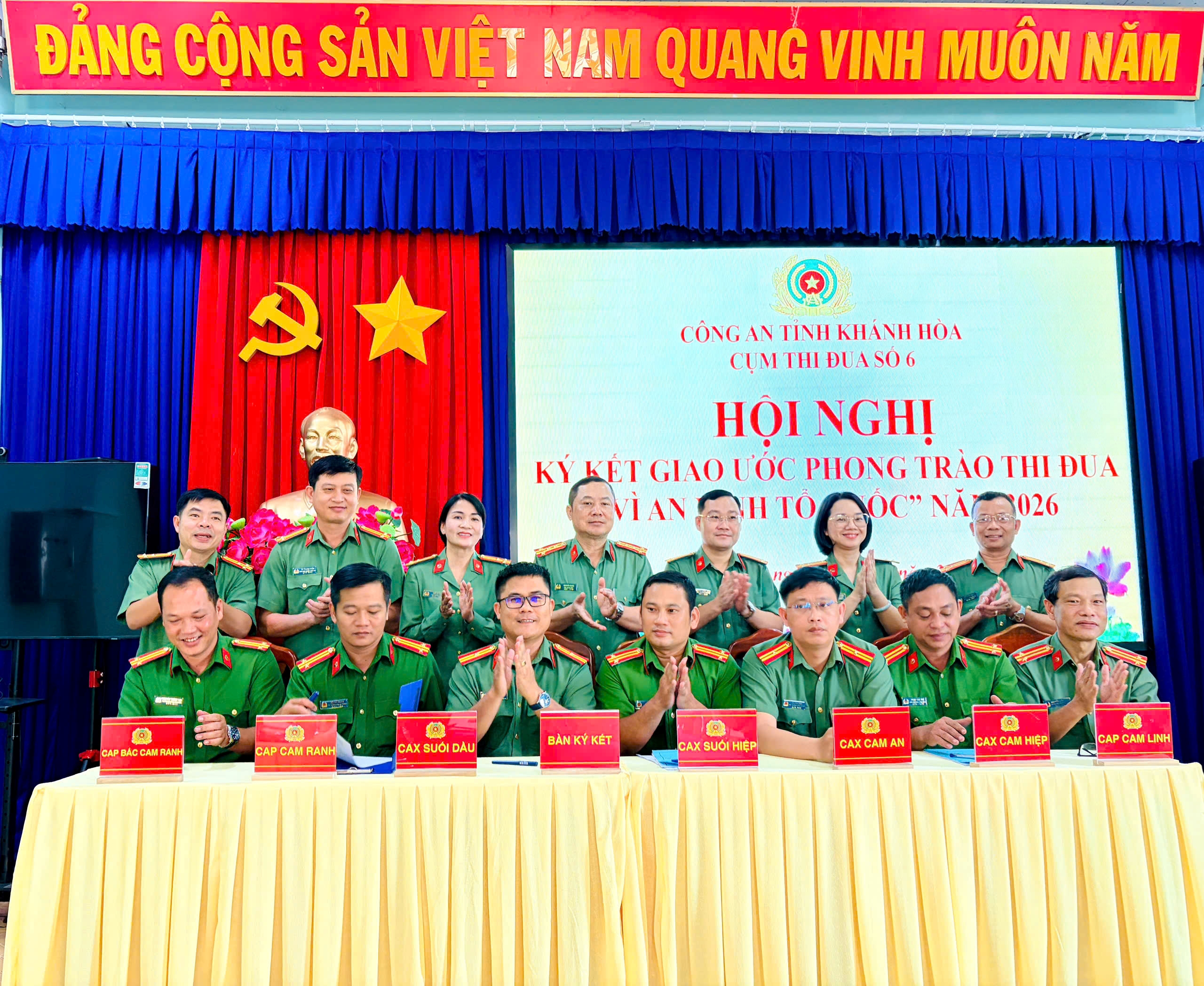 Cụm thi đua số 6 tổ chức ký kết giao ước phong trào thi đua “Vì an ninh Tổ quốc” năm 2026