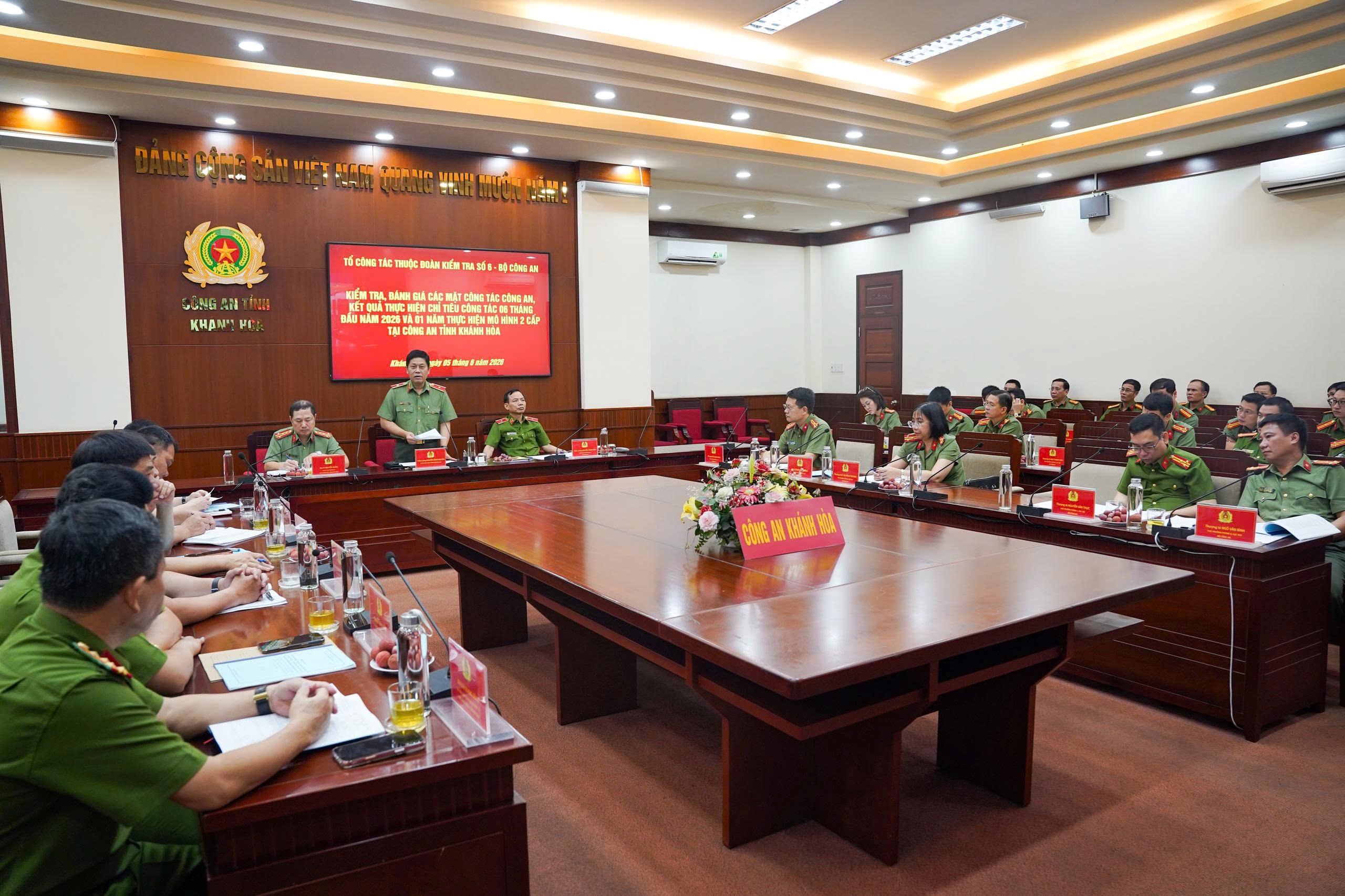 Đoàn kiểm tra số 6 Bộ Công an kiểm tra các mặt công tác công an tại Công an tỉnh Khánh Hòa
