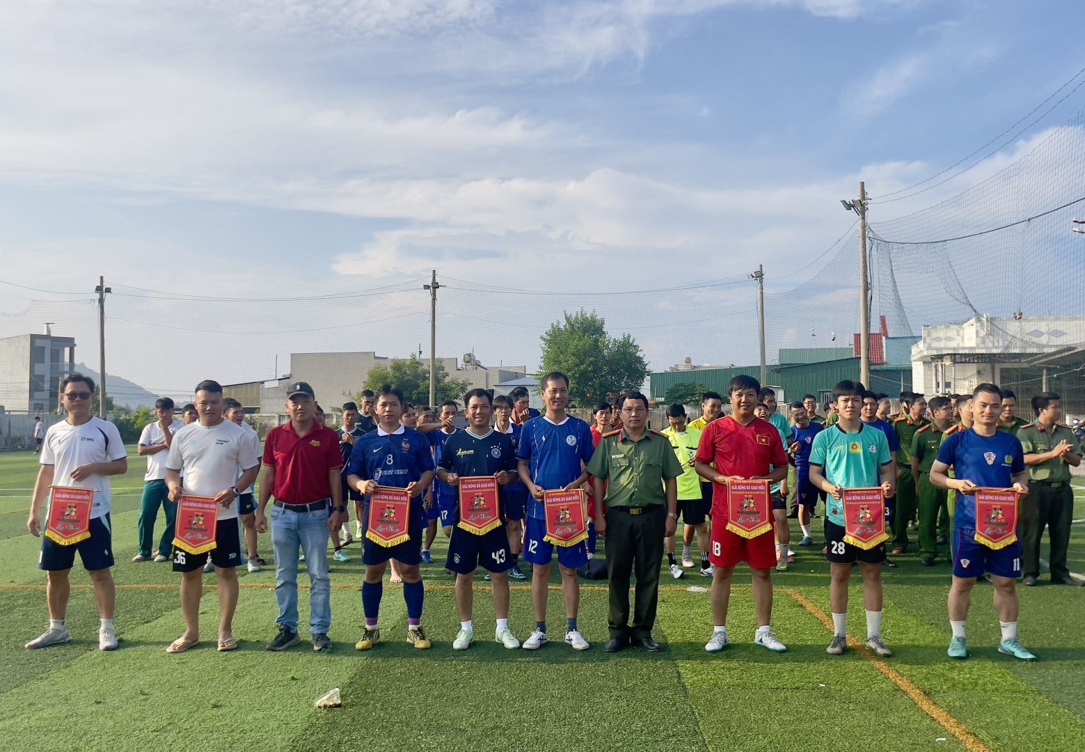 Khai mạc giải bóng đá  chào mừng kỷ niệm 81 năm Ngày truyền thống lực lượng công an nhân dân