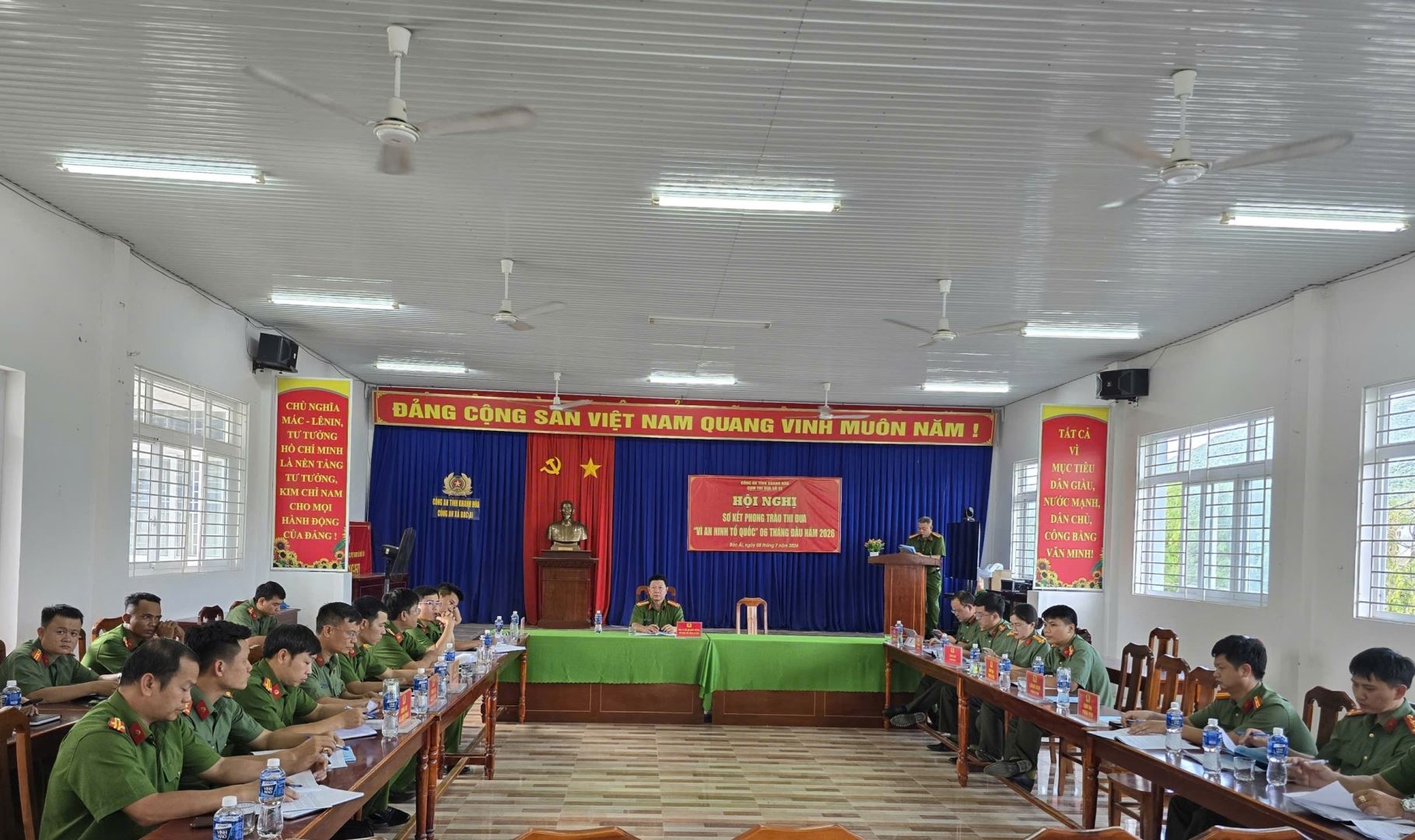 Công an xã Bác Ái tổ chức Hội nghị  sơ kết phong trào thi đua “Vì an ninh Tổ quốc” 6 tháng đầu năm 2026 Cụm thi đua số 13