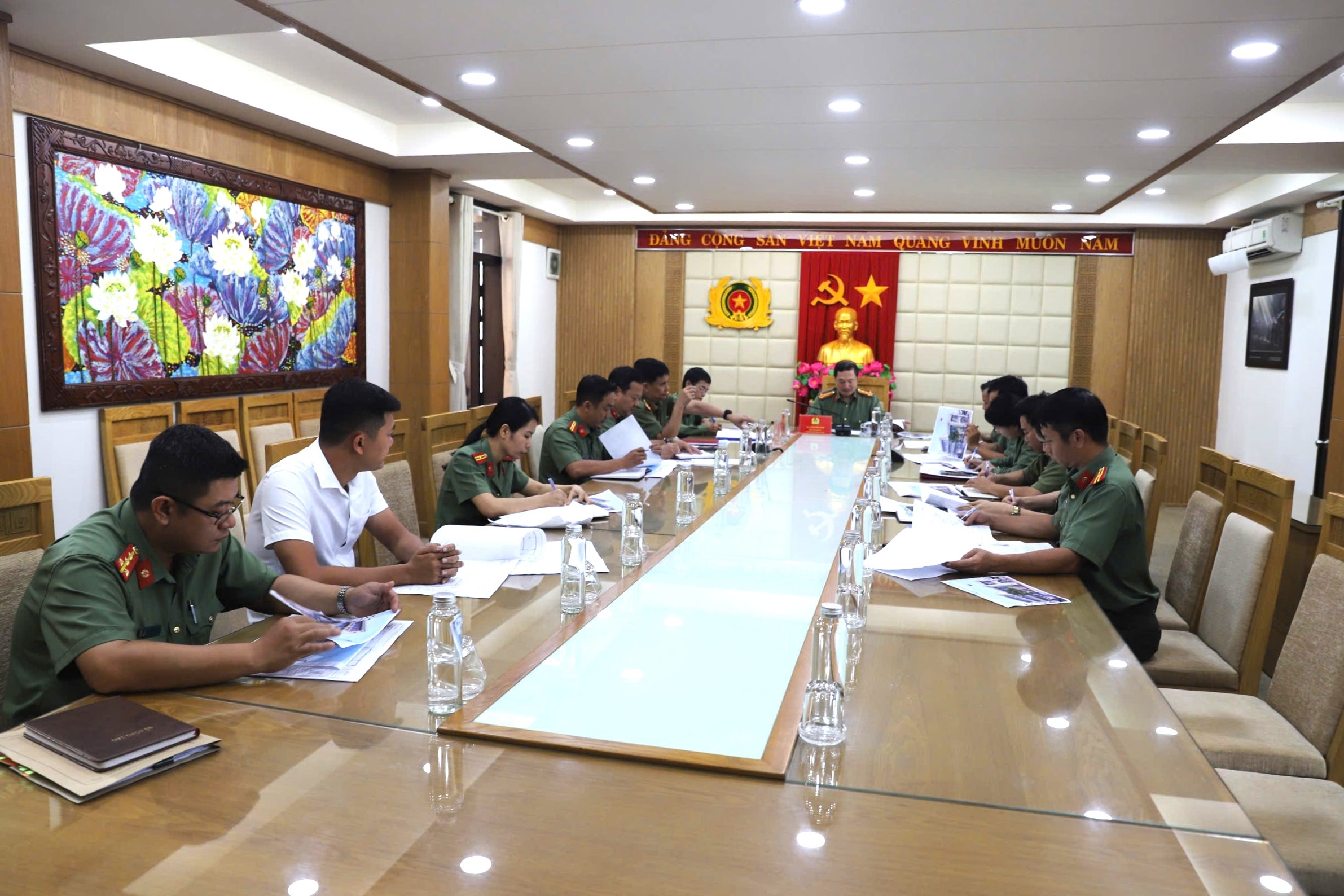Gấp rút chuẩn bị mọi mặt công tác để hình thành Nhà truyền thống Công an Khánh Hòa