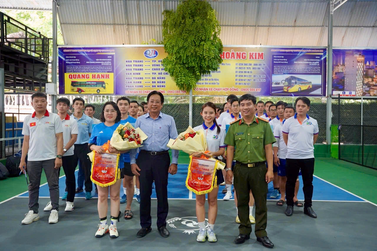 Giao lưu thể thao hưởng ứng ngày hội toàn dân bảo vệ An ninh Tổ Quốc 2026