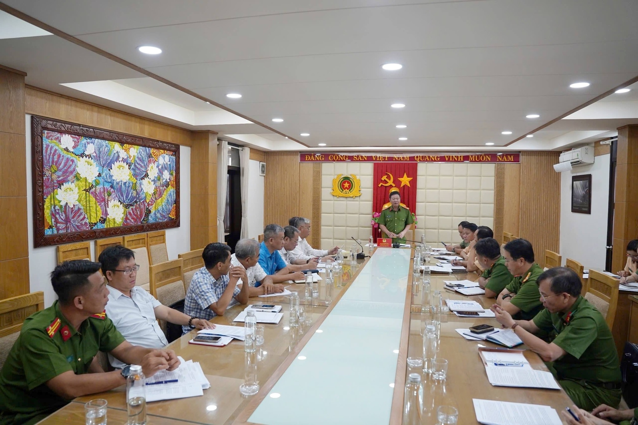 Công an tỉnh làm việc về công tác quản lý xích lô, bảo đảm an ninh trật tự