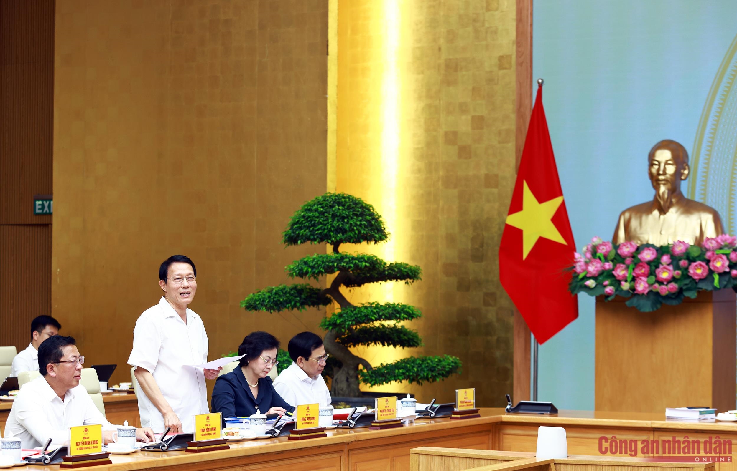 Bộ Công an quyết tâm đưa Đề án 06 về đích đúng tiến độ