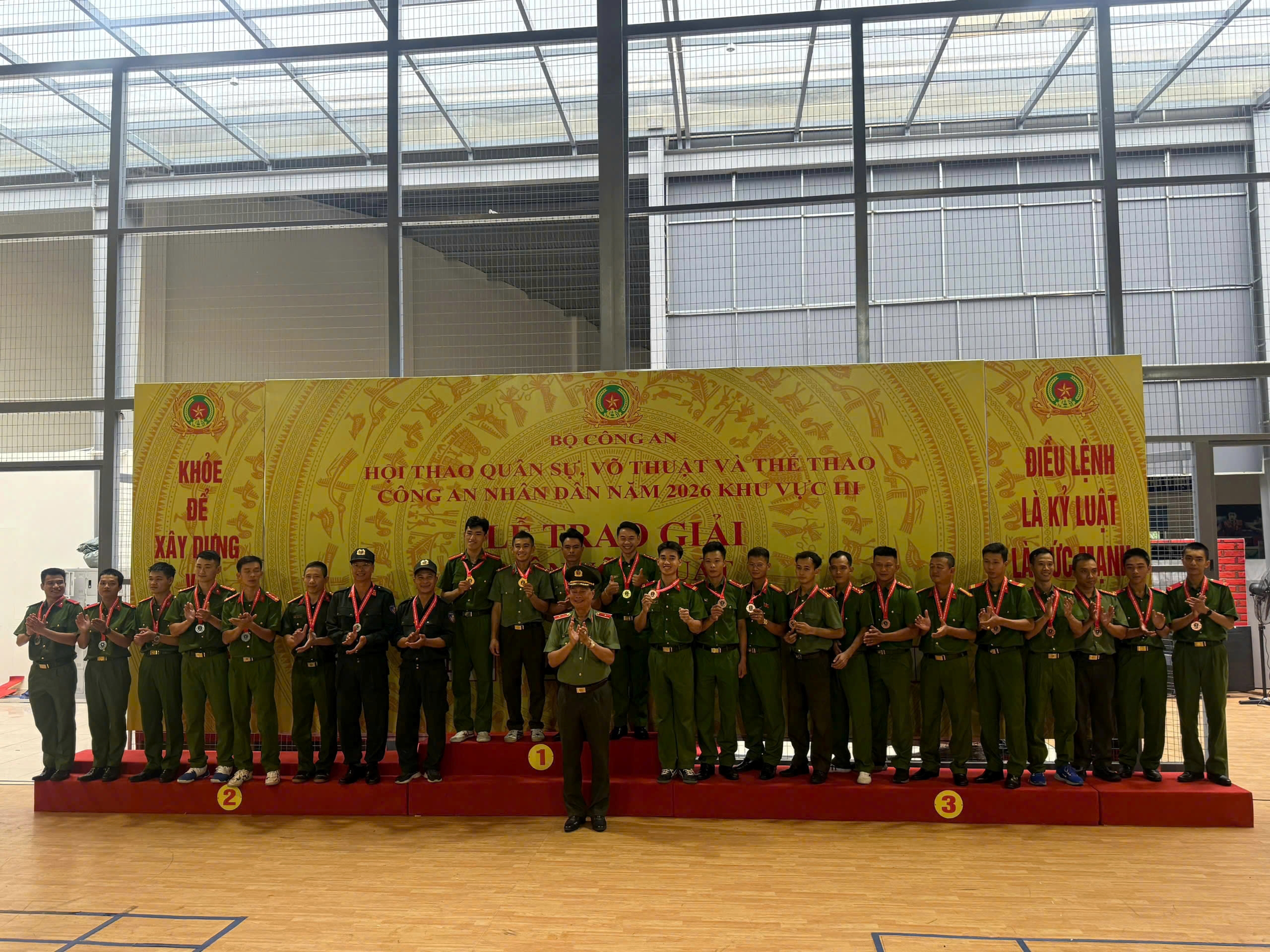 Công an tỉnh Khánh Hòa đã có Huy chương vàng đầu tiên tại Hội thao quân sự, võ thuật và thể thao Công an nhân dân năm 2026 khu vực III tại tỉnh Lâm Đồng