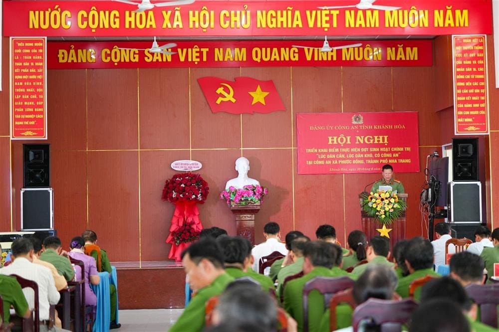 Công an Khánh Hoà triển khai đợt sinh hoạt chính trị “Lúc dân cần, lúc dân khó, có Công an”