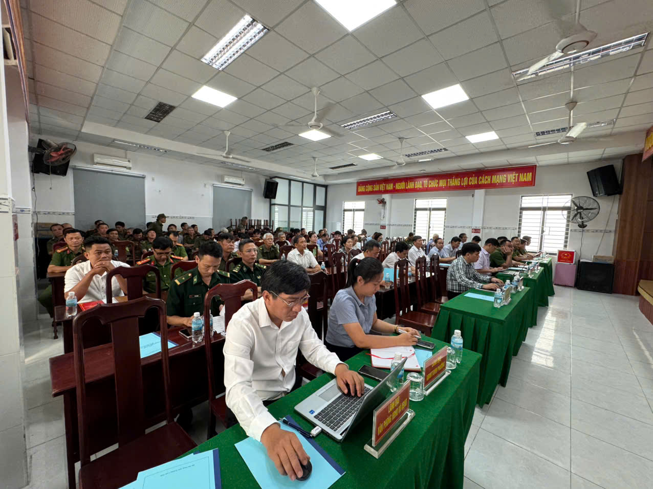 Hình ảnh các đại biểu tham dự hội nghị