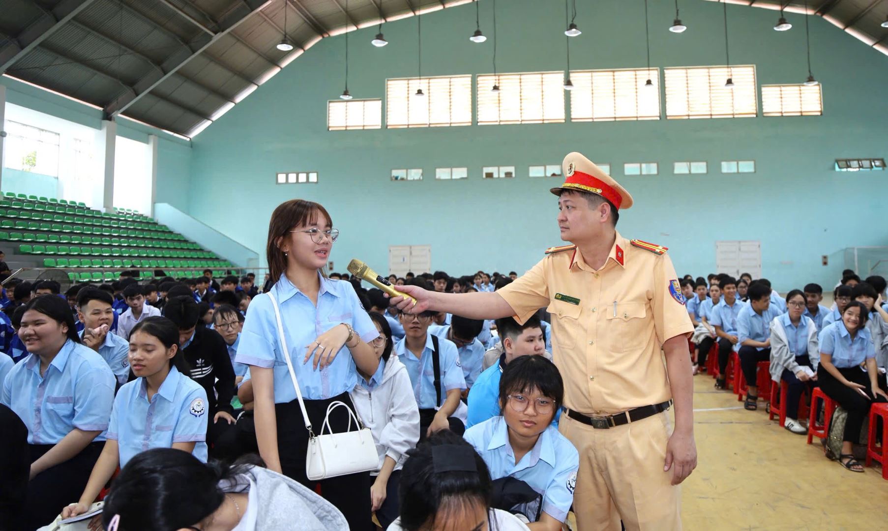 Quang cảnh buổi tuyên truyền tại Trường Cao đẳng kỹ thuật công nghệ Nha Trang.