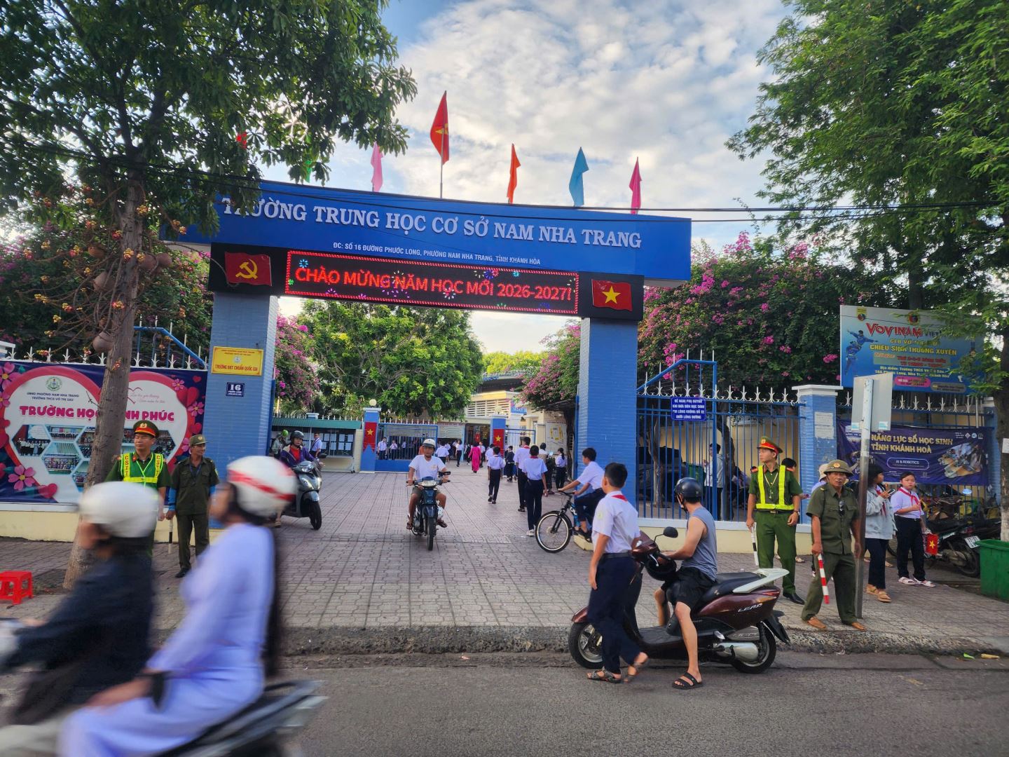 Công an phường đảm bảo an ninh trật tự Lễ khai giảng