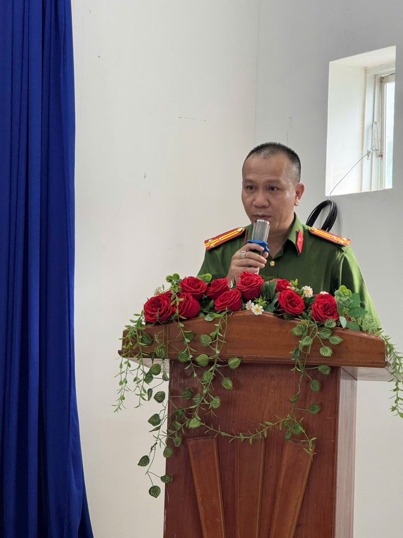Đ/c Thượng tá Nguyễn Anh Tuấn - Trưởng Công an phường