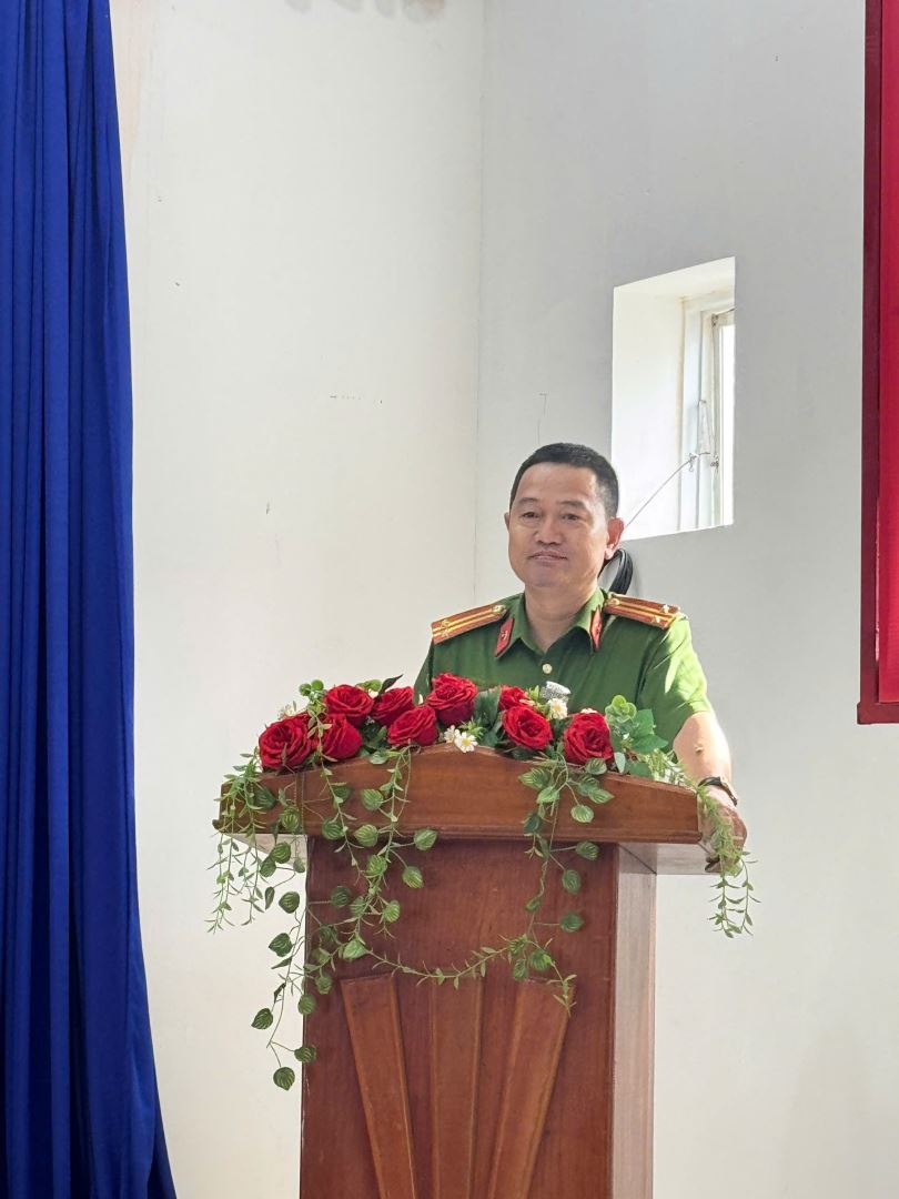 Đ/c Nguyễn Đức Phương - Phó Trưởng Công an phường