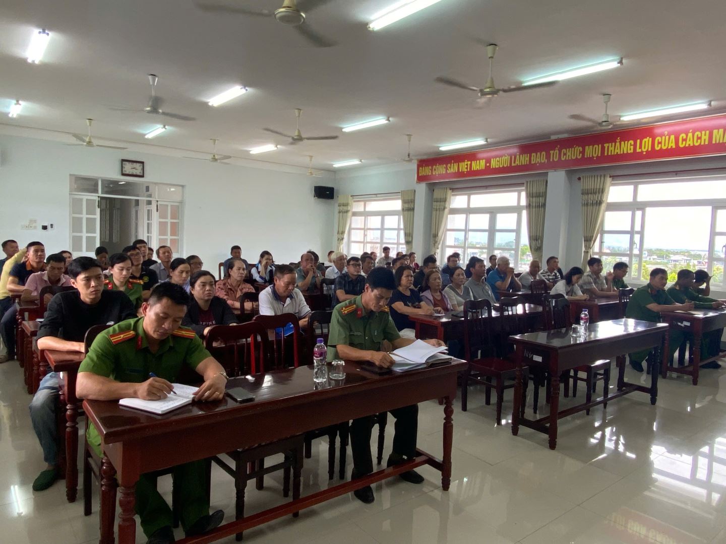 Quang cảnh Hội nghị
