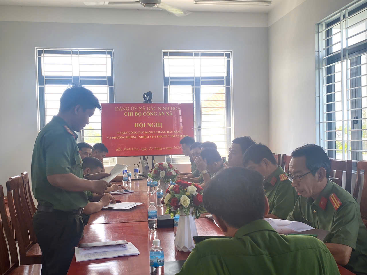 Tổ An ninh báo cáo sơ kết công tác Đảng 6 tháng đầu năm 2026