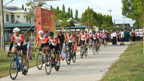 Giải chạy hưởng ứng phong trào "Khánh Hòa - chung một quyết tâm xây dựng xã, phường, đặc khu không ma túy"