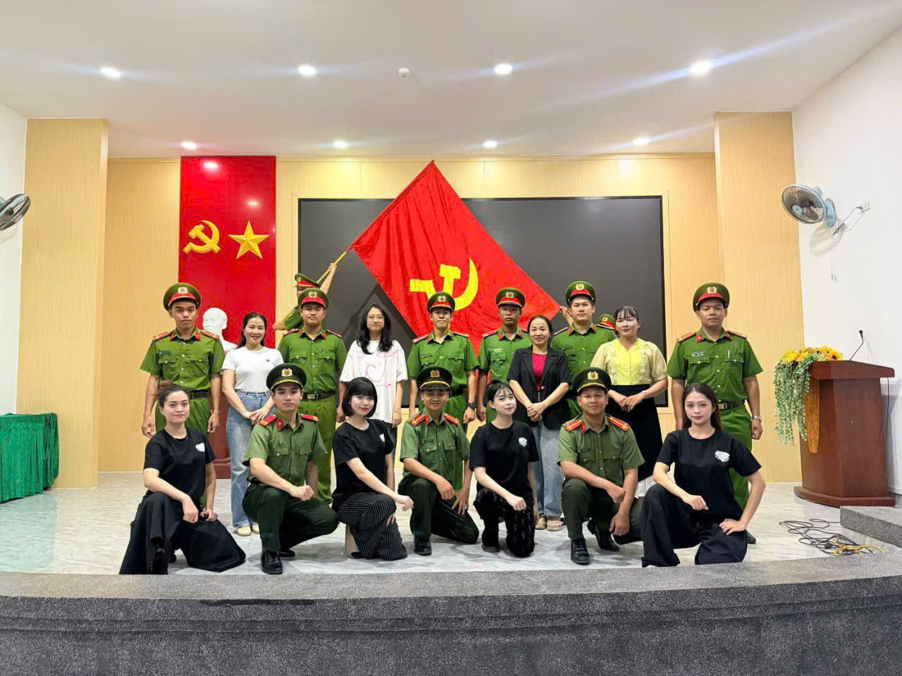 Cán bộ, chiến sĩ trong Cụm Thi đua số 7 tích cực tập luyện