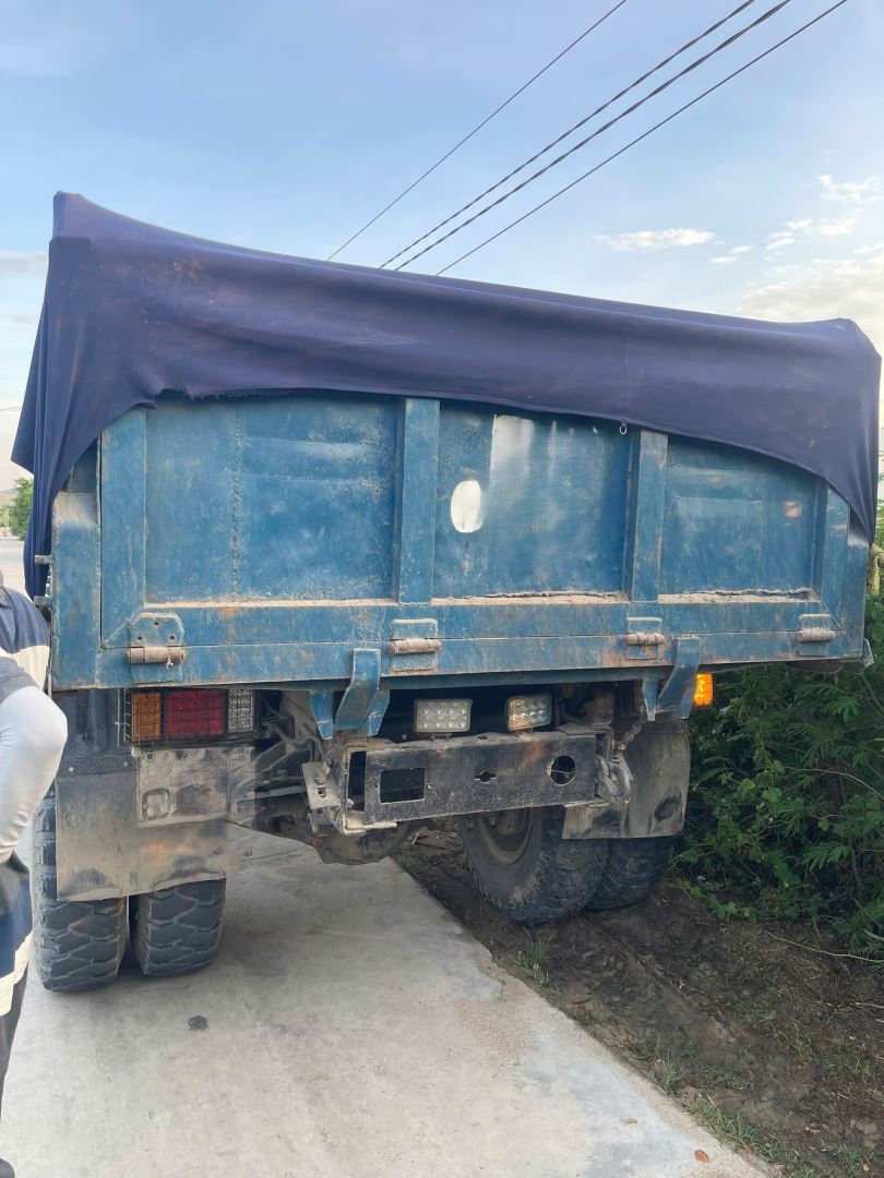 Một trong những phương tiện đang được tạm giữ để xác minh, làm rõ