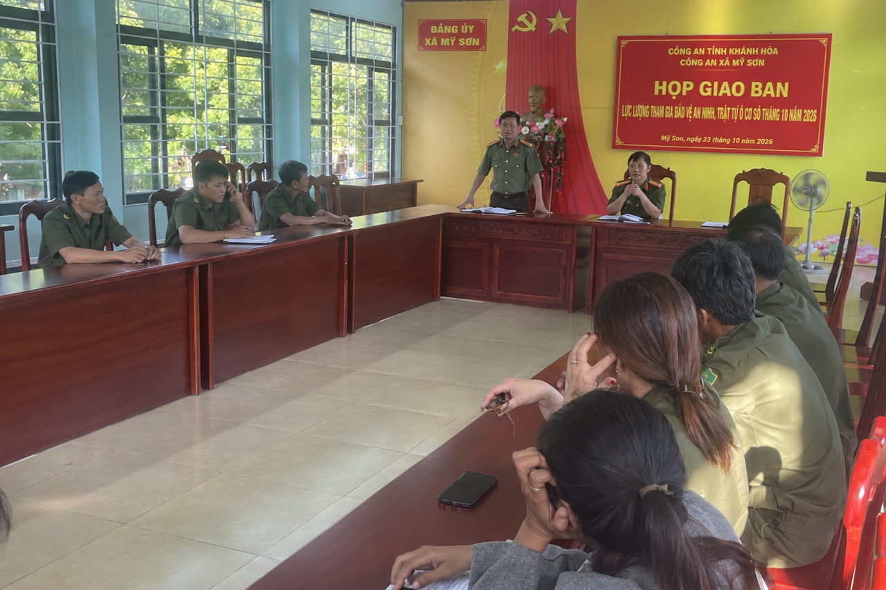 Lãnh đạo Công an xã Mỹ Sơn quán triệt, triển khai các nhiệm vụ trọng tâm trong tháng 11 năm 2026.