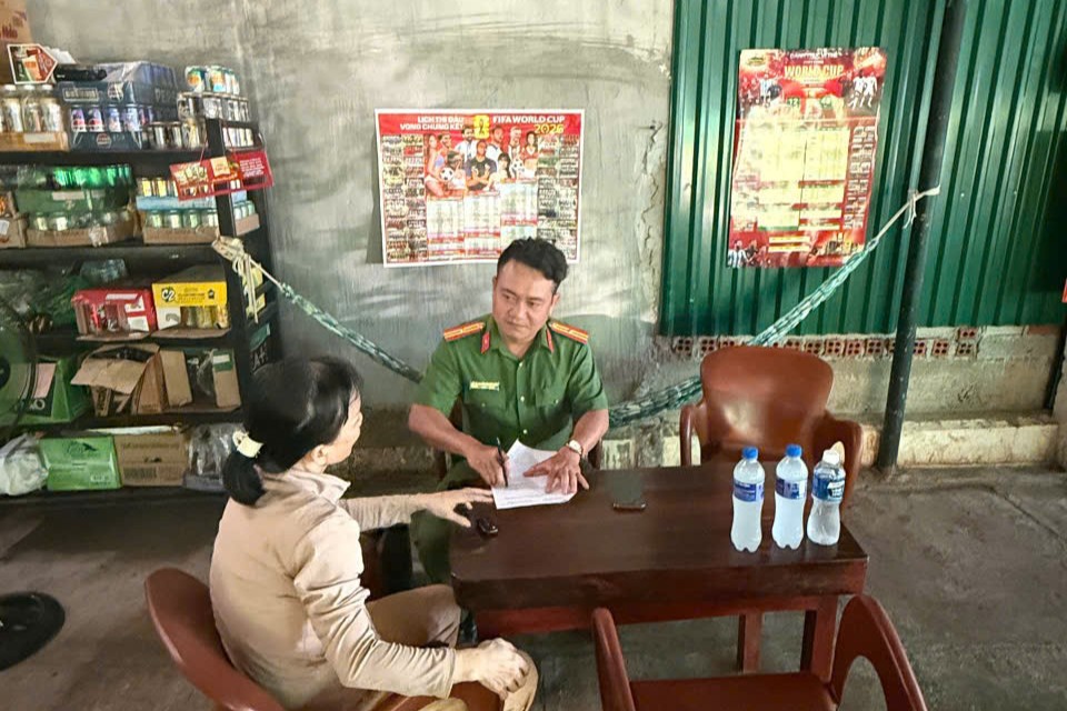 tuyên truyền, vận động người dân ký cam kết chấp hành pháp luật, phòng ngừa vi phạm pháp luật trong thời gian diễn ra Giải vô địch bóng đá thế giới World Cup 2026