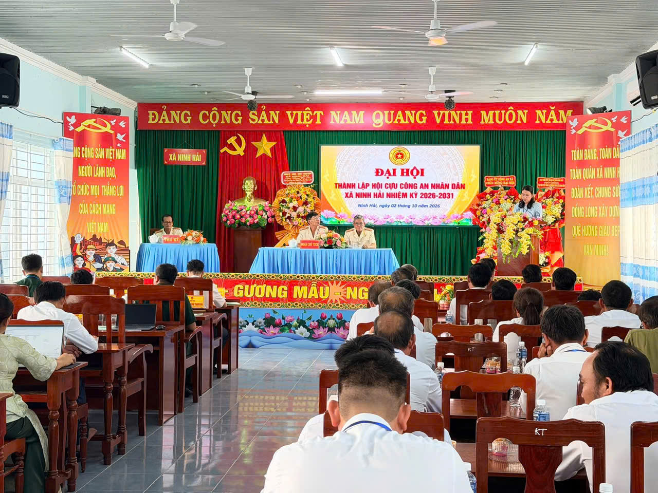 Toàn cảnh Đại hội