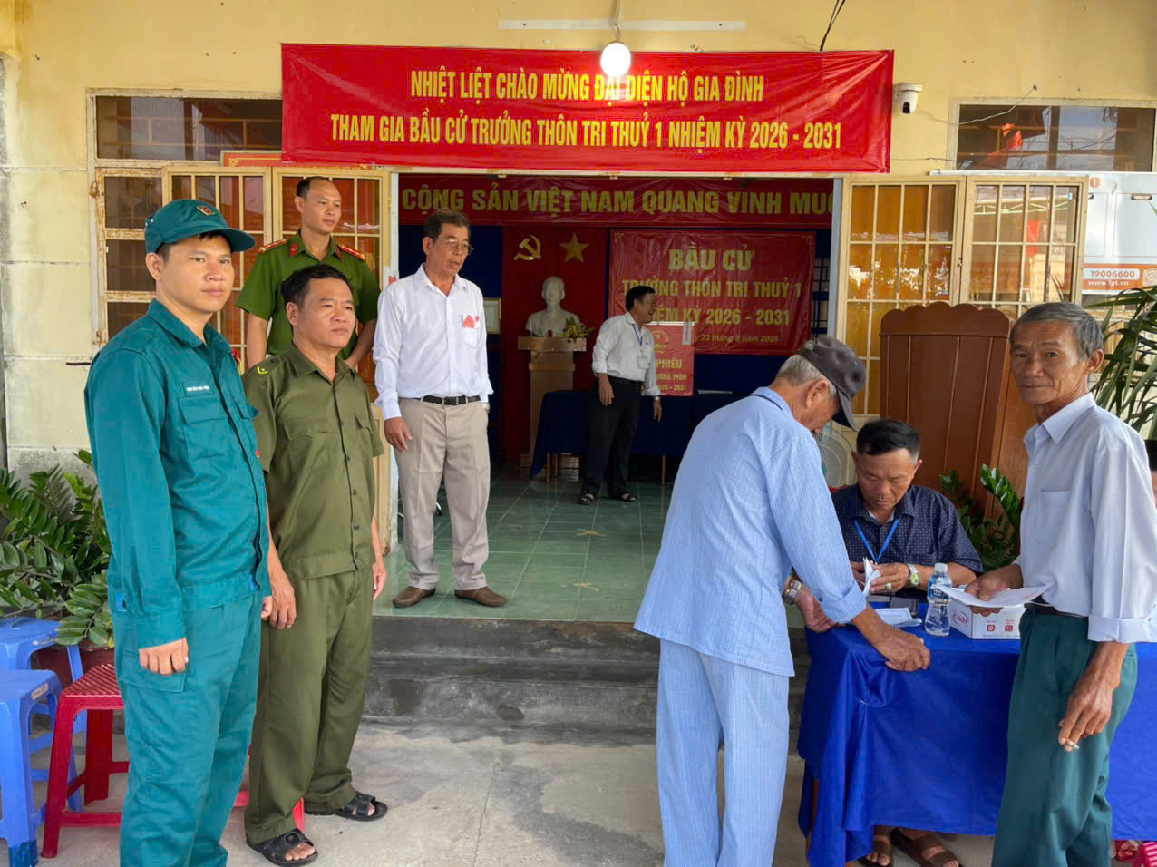 thô Tri Thủy 1