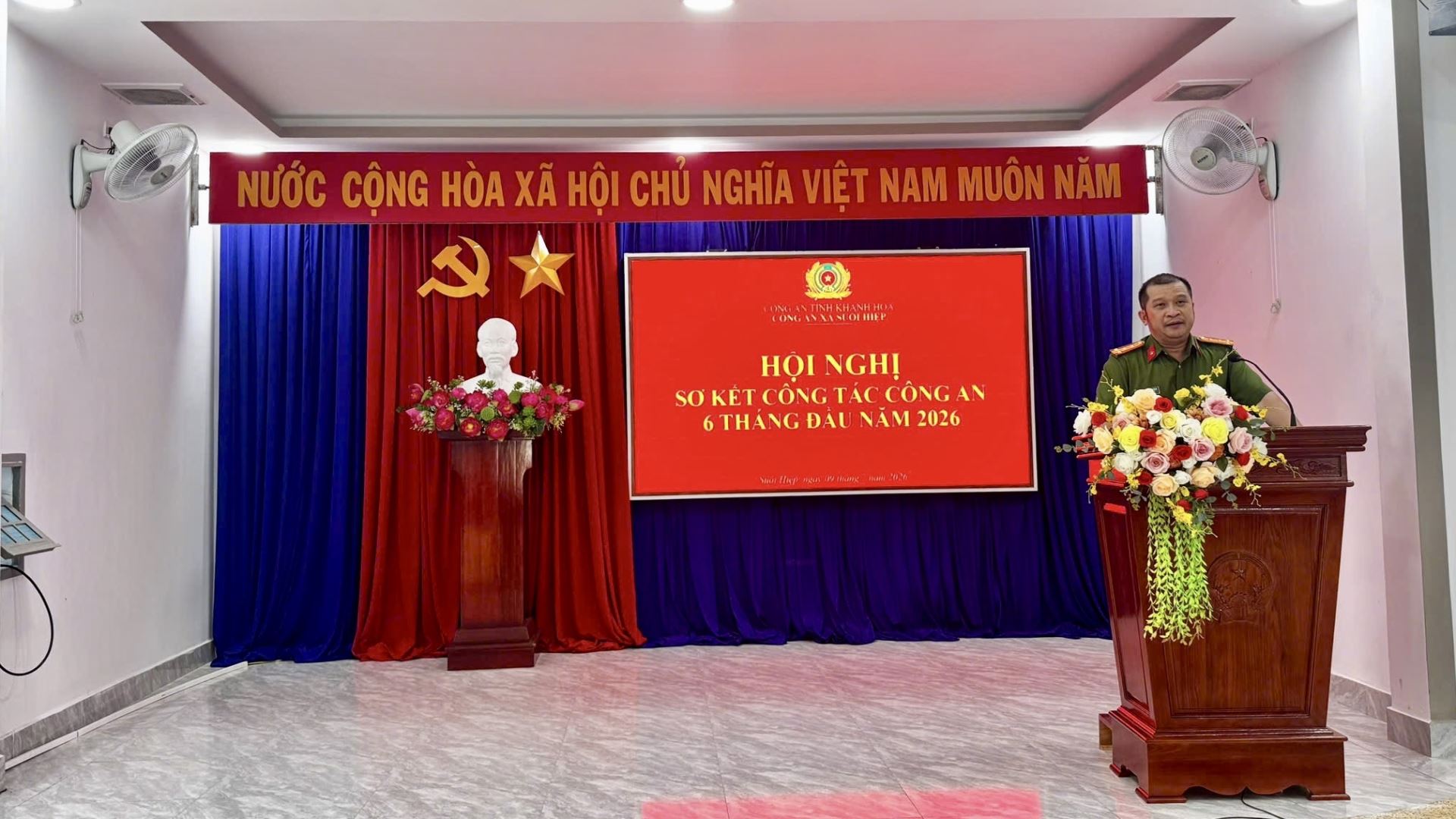 Đồng chí Đại tá Trần Minh Trúc – Ủy viên Ban Thường vụ Đảng ủy, Phó Giám đốc Công an tỉnh phát biểu chỉ đạo tại Hội nghị