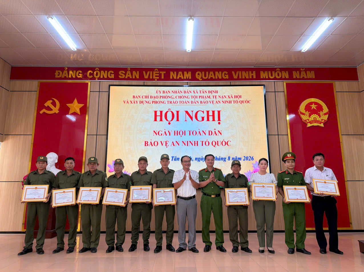 Phần khen thưởng cho các tập thể, cá nhân có thành tích xuất sắc trong phong trào năm 2026