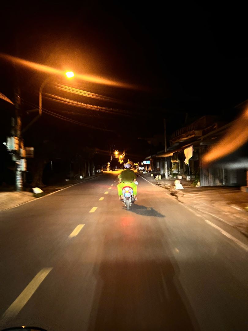 Công an xã Vạn Thắng thực hiện tuần tra