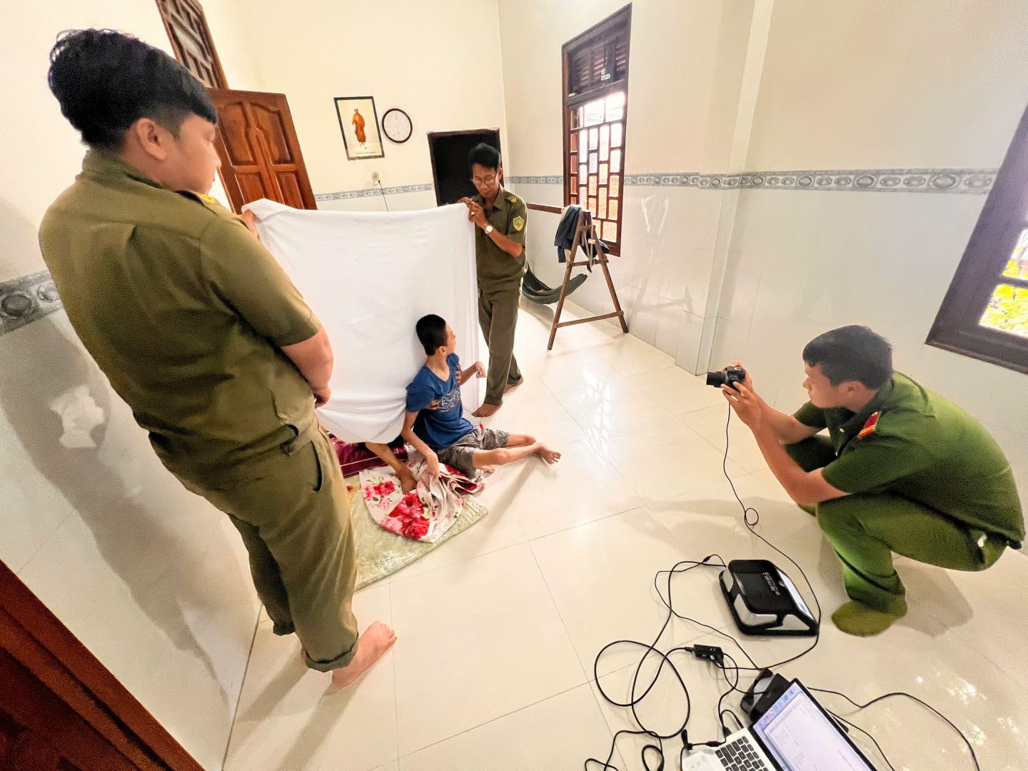 Thực hiện thủ tục tại nhà