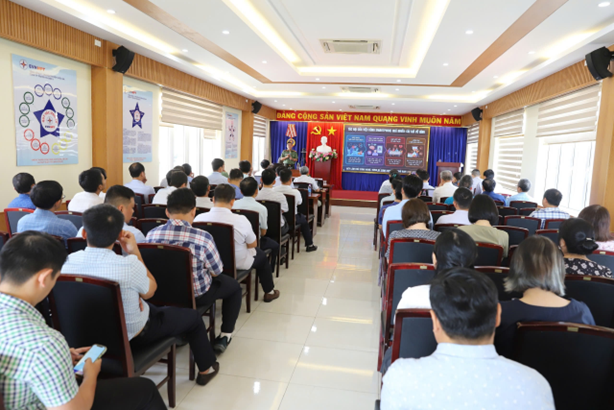 Cán bộ công nhân viên Công ty Truyền tải điện 3 (PTC3) tham dự Hội nghị