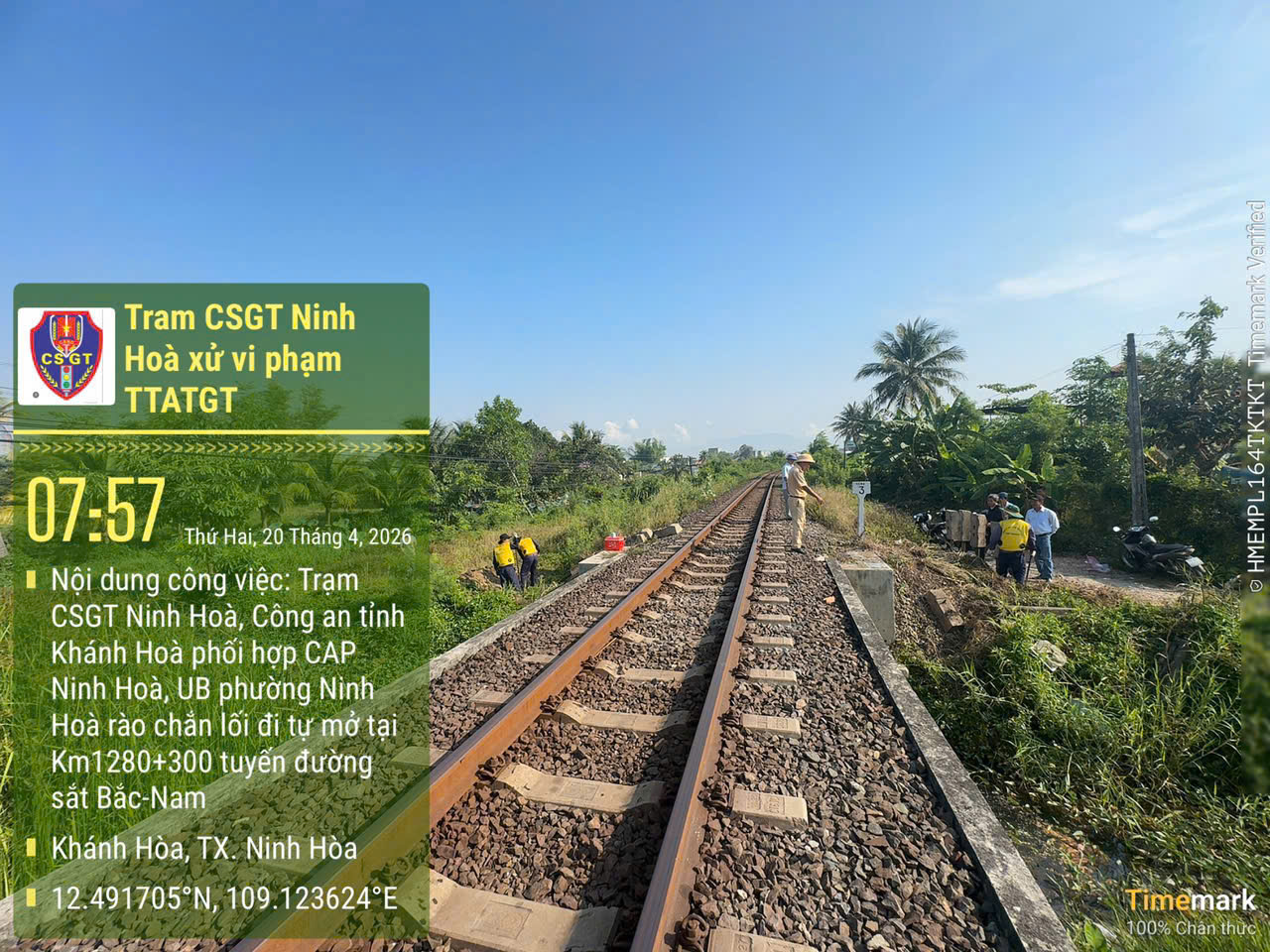 Phòng CSGT kiên quyết đóng 02 lối đi tự mở