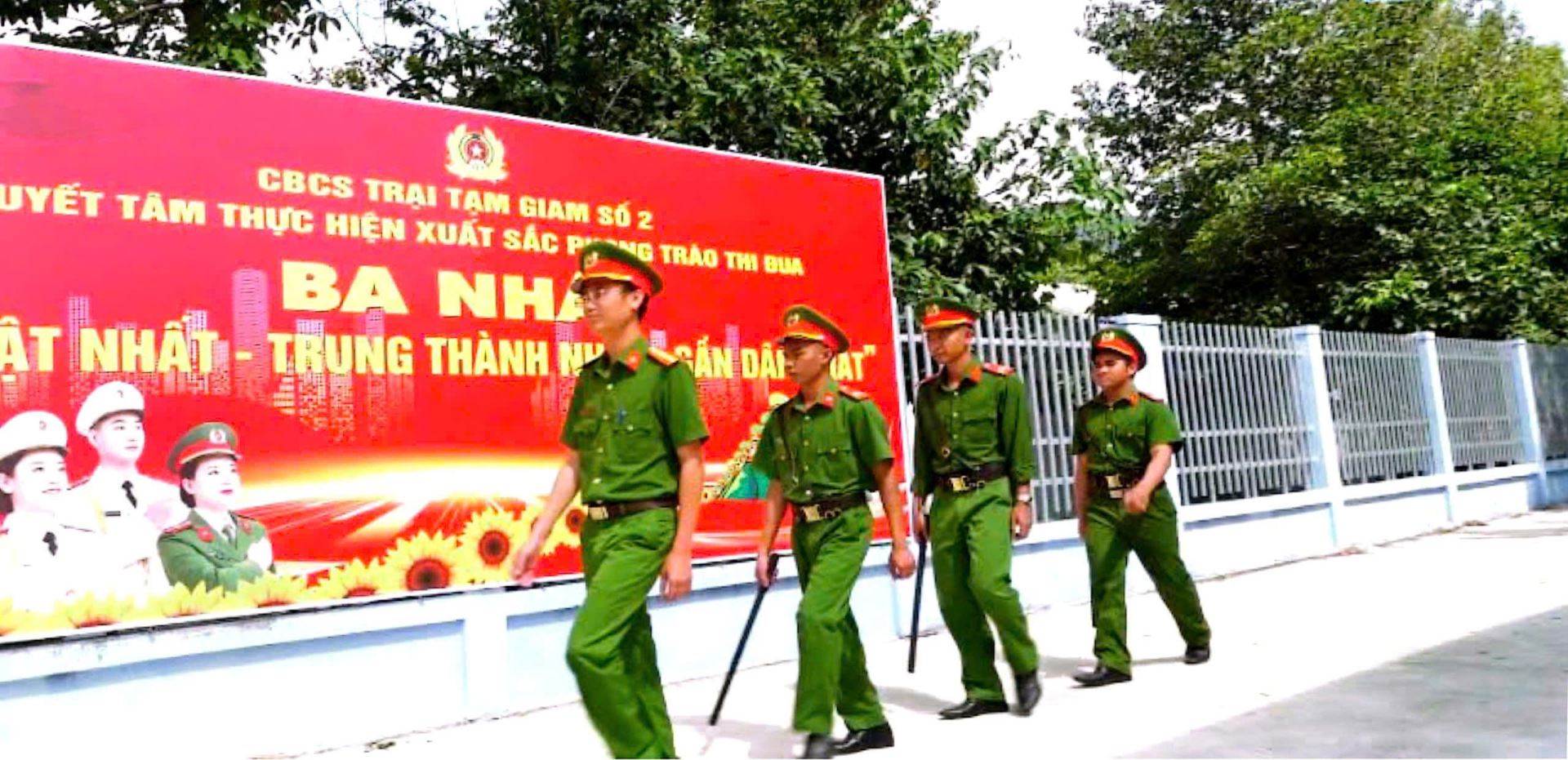 Công tác vũ trang bảo vệ tuyệt đối an toàn cơ sở giam giữ